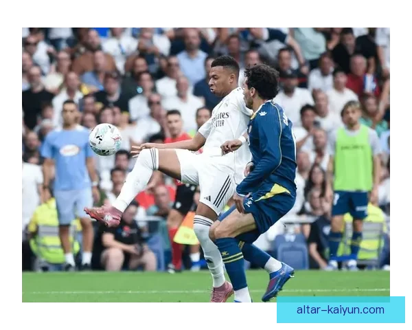 西甲皇马防线铁闸状态回暖，表现稳健令人期待